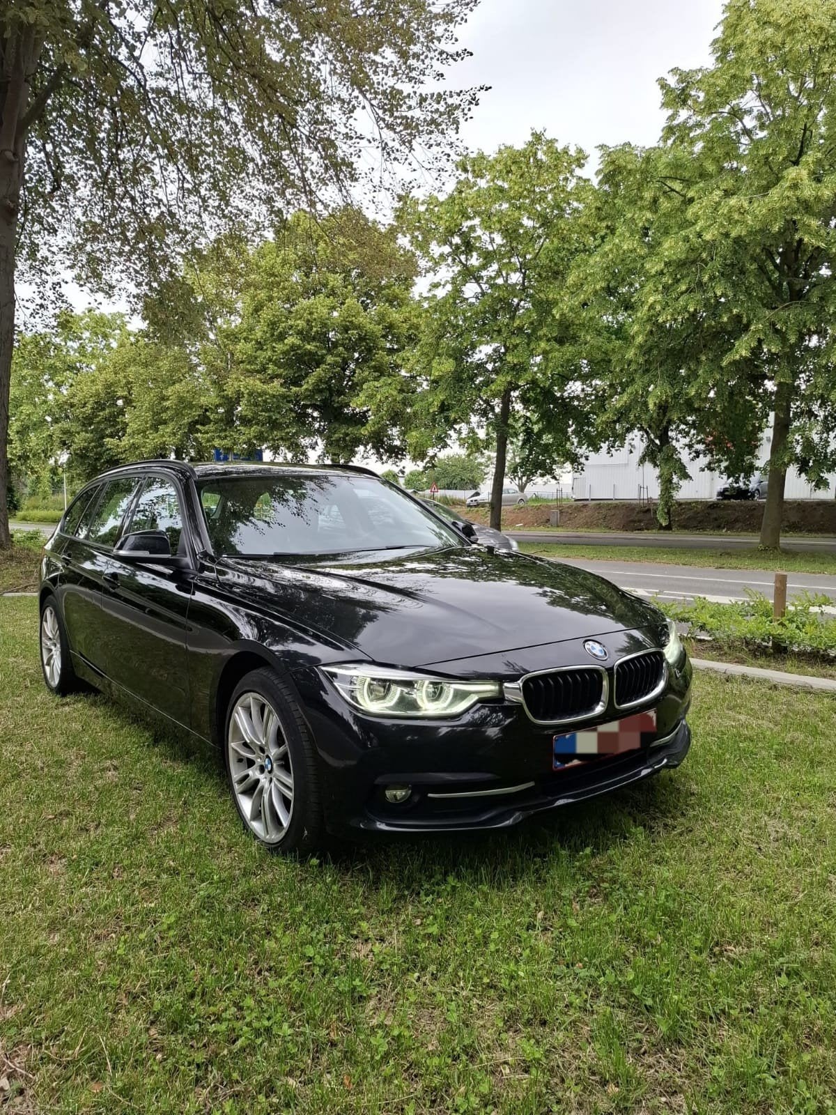 BMW 318D TOURING EURO6, Auto's, Zwart, Particulier, 3 Reeks, Te koop