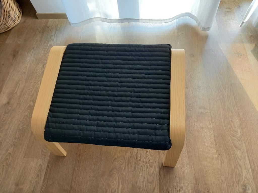 Poäng voetenbank Ikea, Ophalen, 50 tot 75 cm, Zo goed als nieuw, Stof