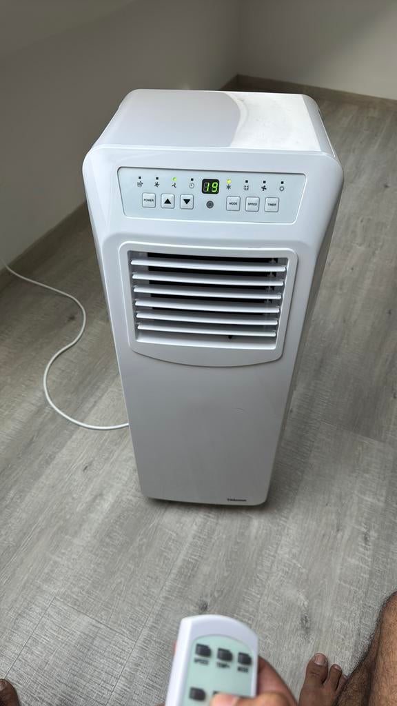 Airco in good condition for sale, Elektronische apparatuur, Airco's, Ophalen of Verzenden, Zo goed als nieuw