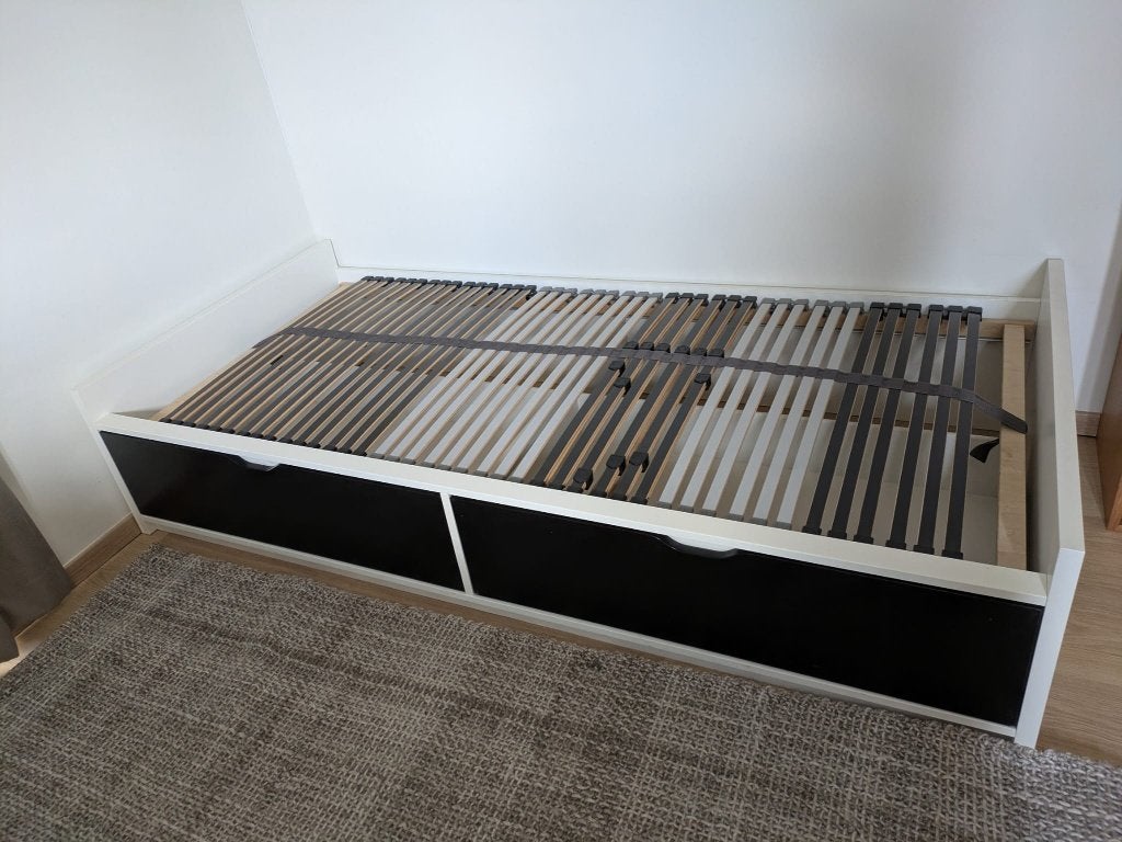 Enkel bed met lades, Huis en Inrichting, Slaapkamer | Bedden, Zo goed als nieuw, Eenpersoons, 90 cm, 200 cm, Hout, Wit, Ophalen