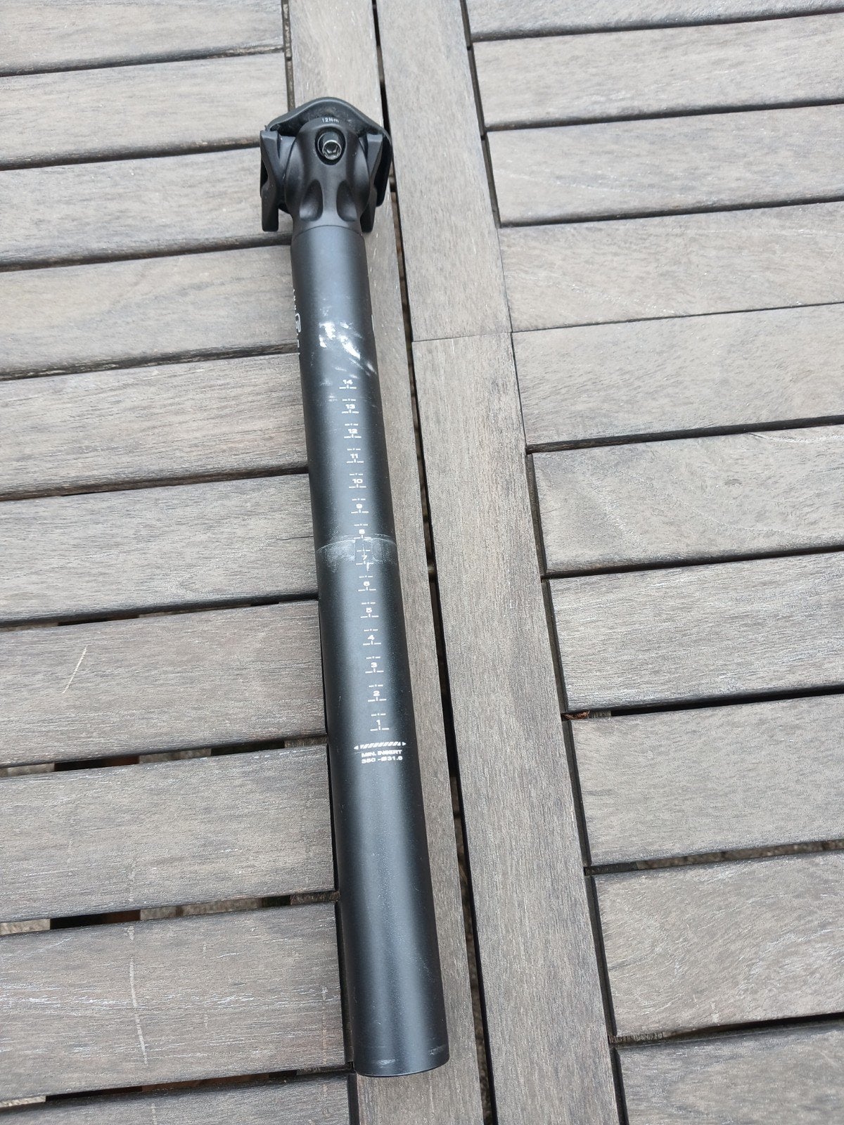 Tige de selle avec tête de serrage, Enlèvement