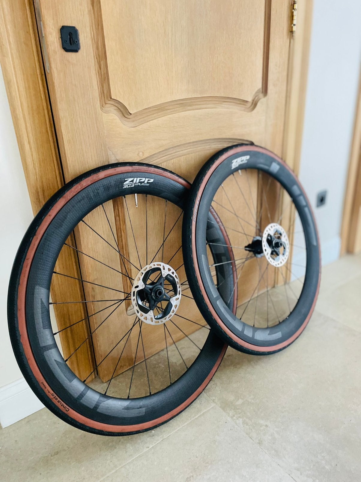 Zipp gravel 303 XPLR SW carbon disc 2026 new / NP 1800€, Neuf, Zipp, Pneu, Enlèvement ou Envoi