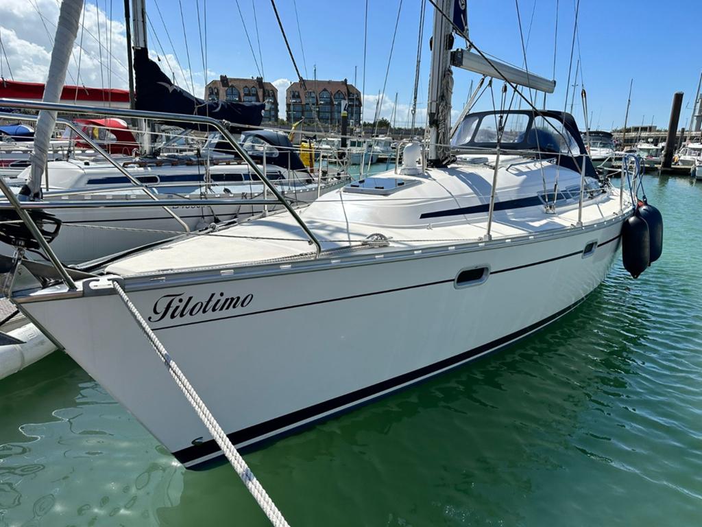 Zeilboot - Bavaria 33 " Exclusive " 1997, Watersport en Boten, Kajuitzeilboten en Zeiljachten, Ophalen, Kunststof, Diesel, Bavaria