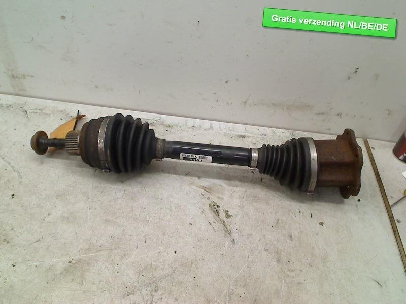 ARBRE DE TRANSMISSION / CARDAN GAUCHE TRANSMISSION A4 (B9), Auto-Union-Straße  1,
85057  Ingolstadt, DE, Info@audi.de, Audi, Utilisé