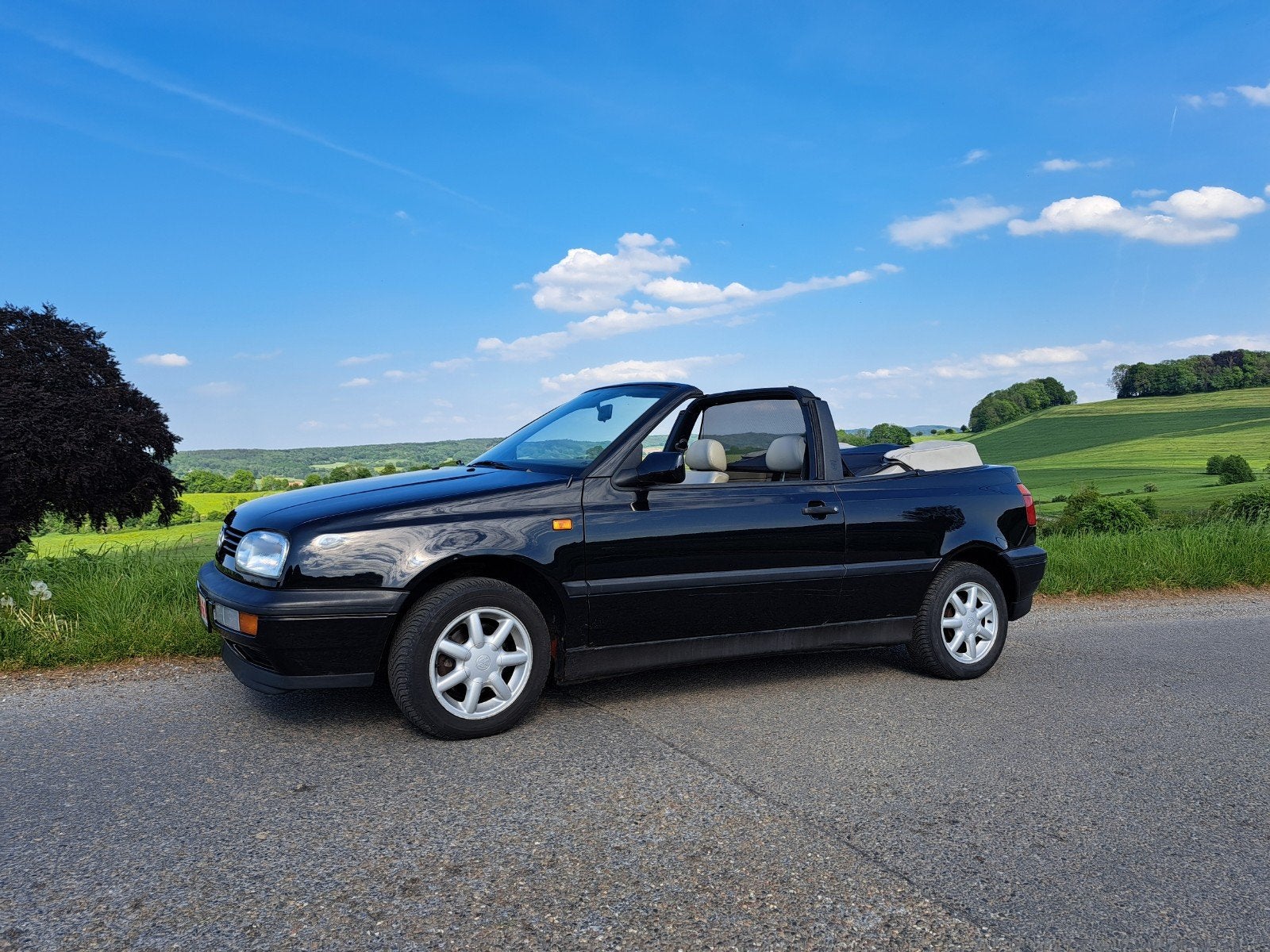 VW Golf Cabrio Oldtimer met Lederen interieur, foto 9