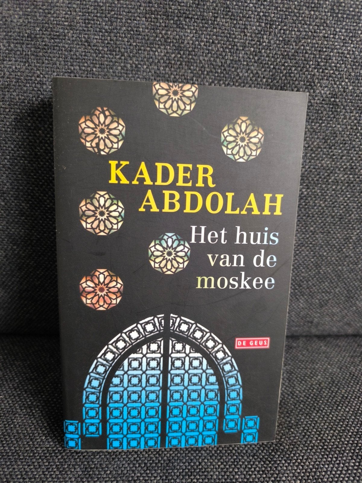 Het huis van de moskee (Kader Abdolah), Boeken, Ophalen, Zo goed als nieuw, Kader abdolah, Nederland