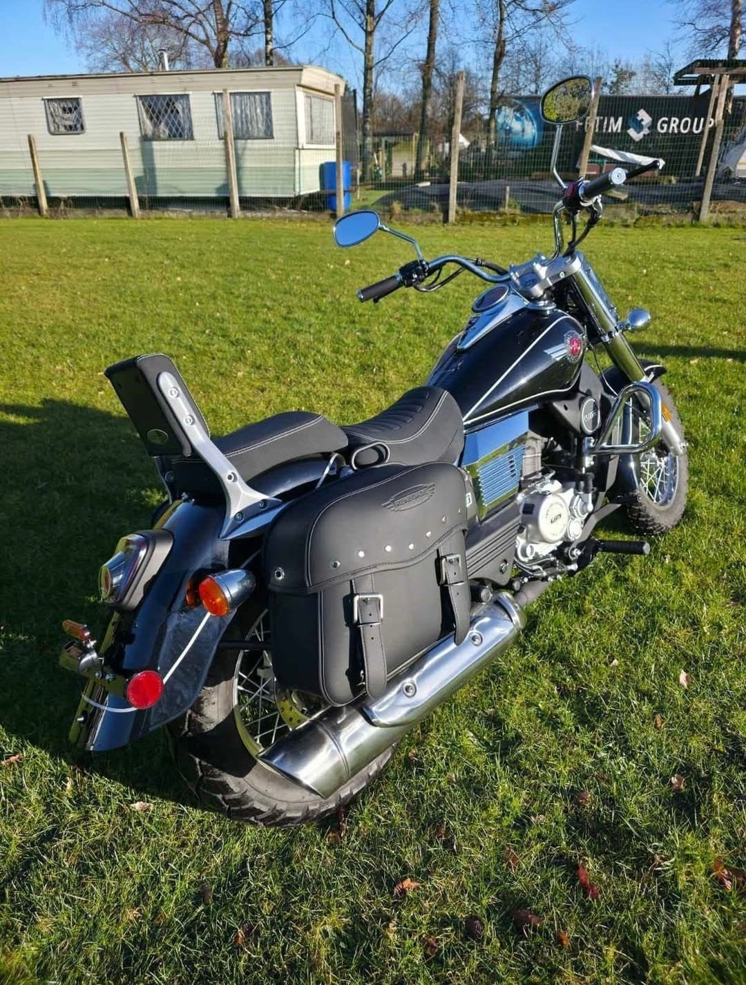 UM Renegade Classic 125 (08/2024), Motoren, Particulier