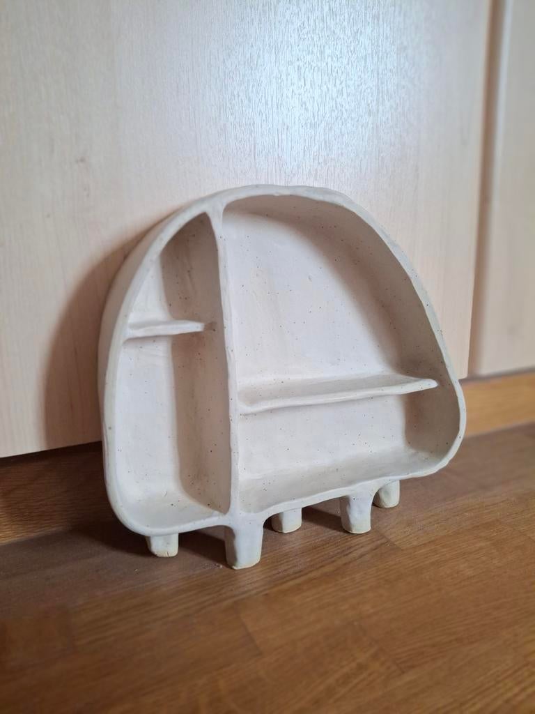 Petite étagère/vitrine en céramique sur pieds, Enlèvement