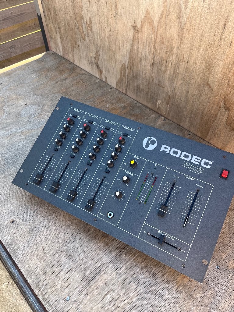Rodec BX9 Original, Enlèvement ou Envoi, Comme neuf, Moins de 5 canaux, Entrée micro