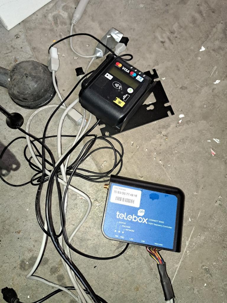 Contactloos module voor vending automaat, Ophalen