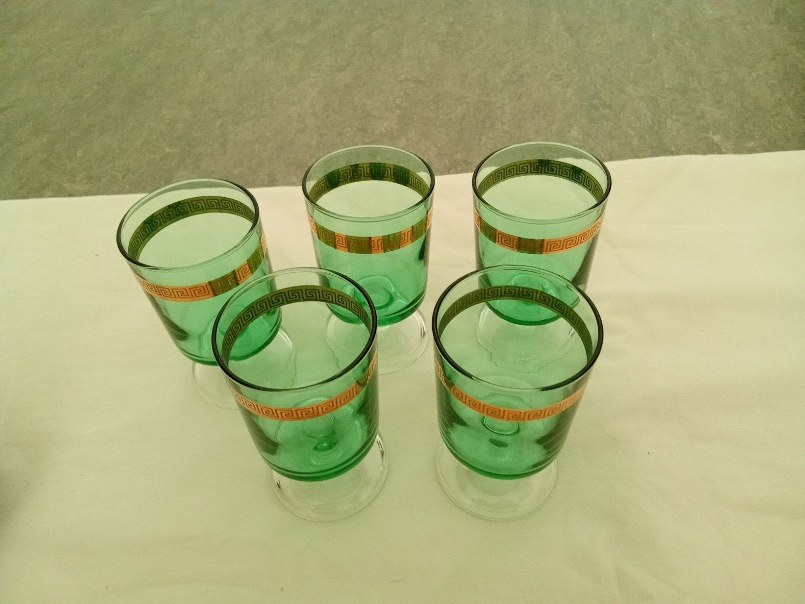 Verre à eau rond en métal doré, Enlèvement ou Envoi, Comme neuf, Verre à eau