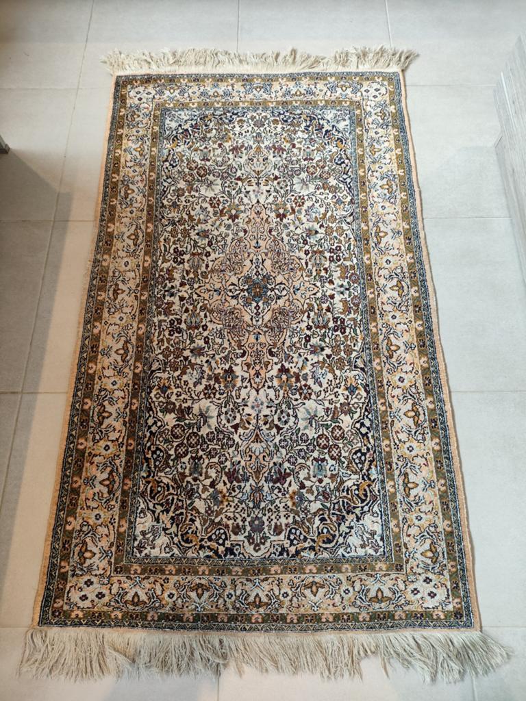Tapis soie fait main 156*92, Ophalen
