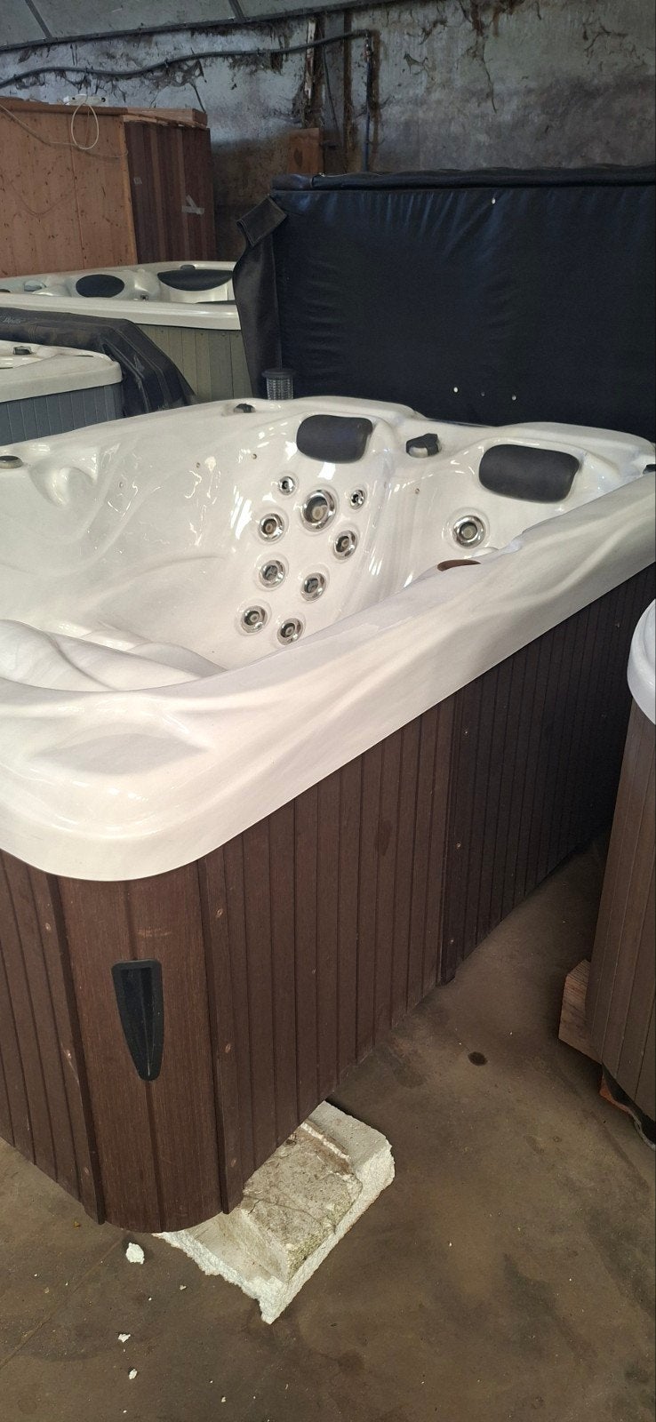 jacuzzi gratis geleverd geplaatst, Envoi