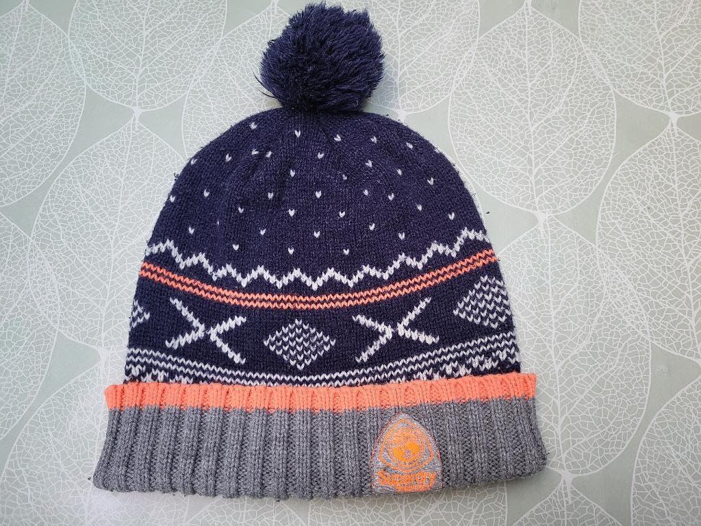 Merk Superdry : warme muts (zie foto's), SuperDry, Overige maten, Ophalen of Verzenden, Zo goed als nieuw