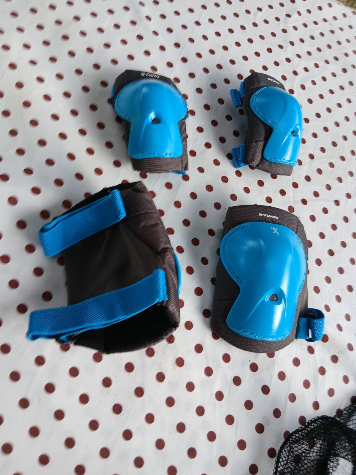 Protection enfants vélo, patins  taille S, Enfants & Bébés, Jouets | Autre