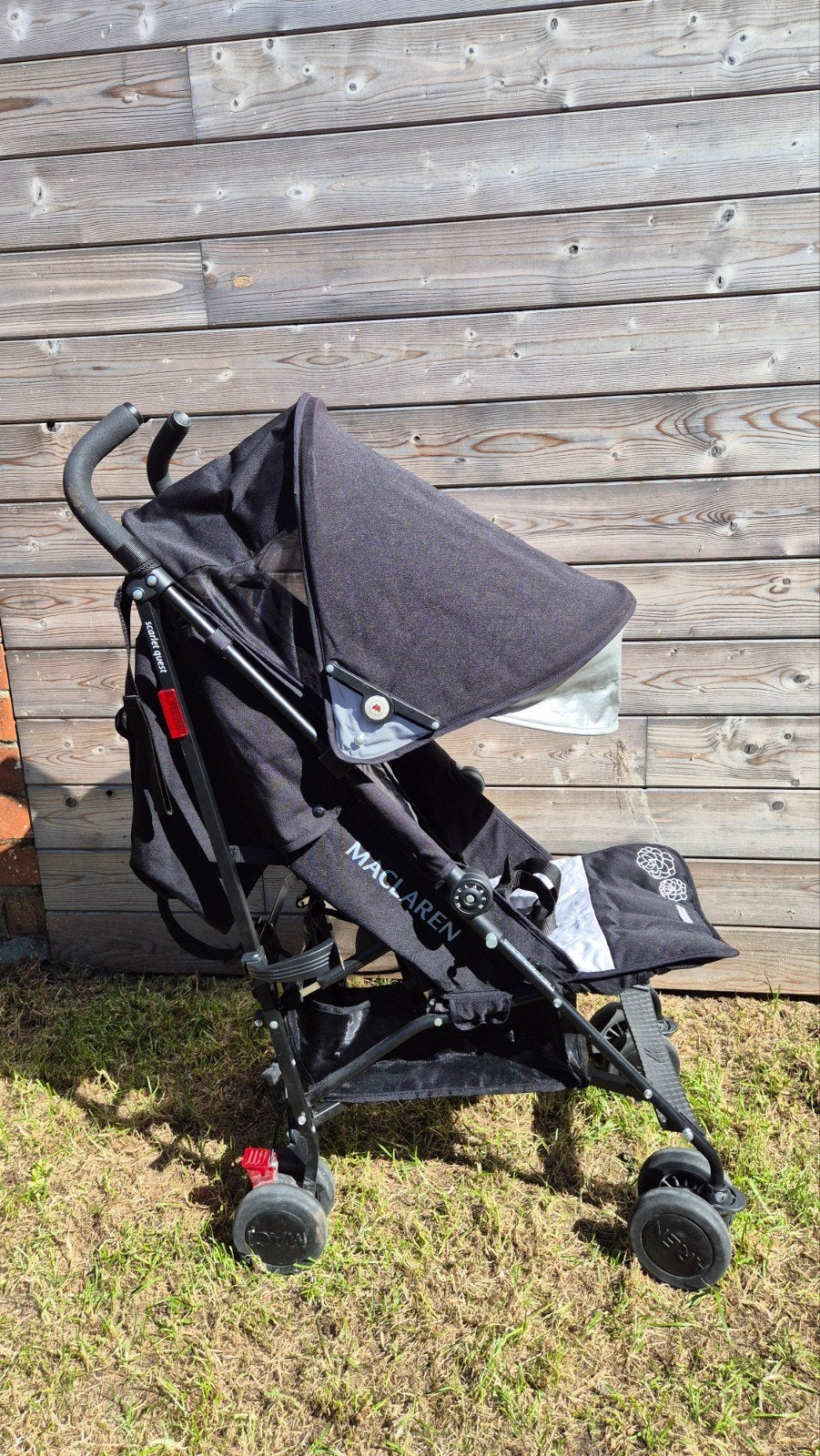 Maclaren scarlet quest plooibuggy zwart, Ophalen, Zo goed als nieuw, Maclaren, Verstelbare rugleuning