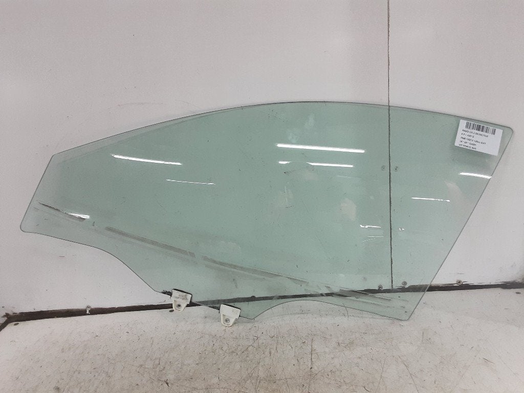 VITRE AVANT GAUCHE Mazda CX-3 (DJ / DK) (01-2015/01-2018), Hitdorfer Straße 73
51371  Leverkusen, DE, Mazda, Utilisé, Info@mazda.de