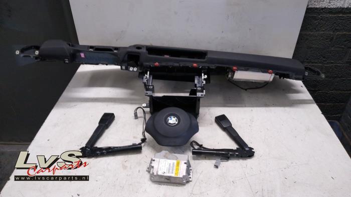Kit airbag + tableau de bord d'un BMW 1-Serie, -, 3 mois de garantie, Utilisé, -