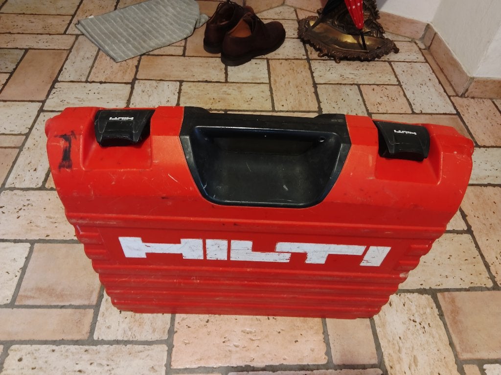 HILTI, Bricolage & Construction, Utilisé
