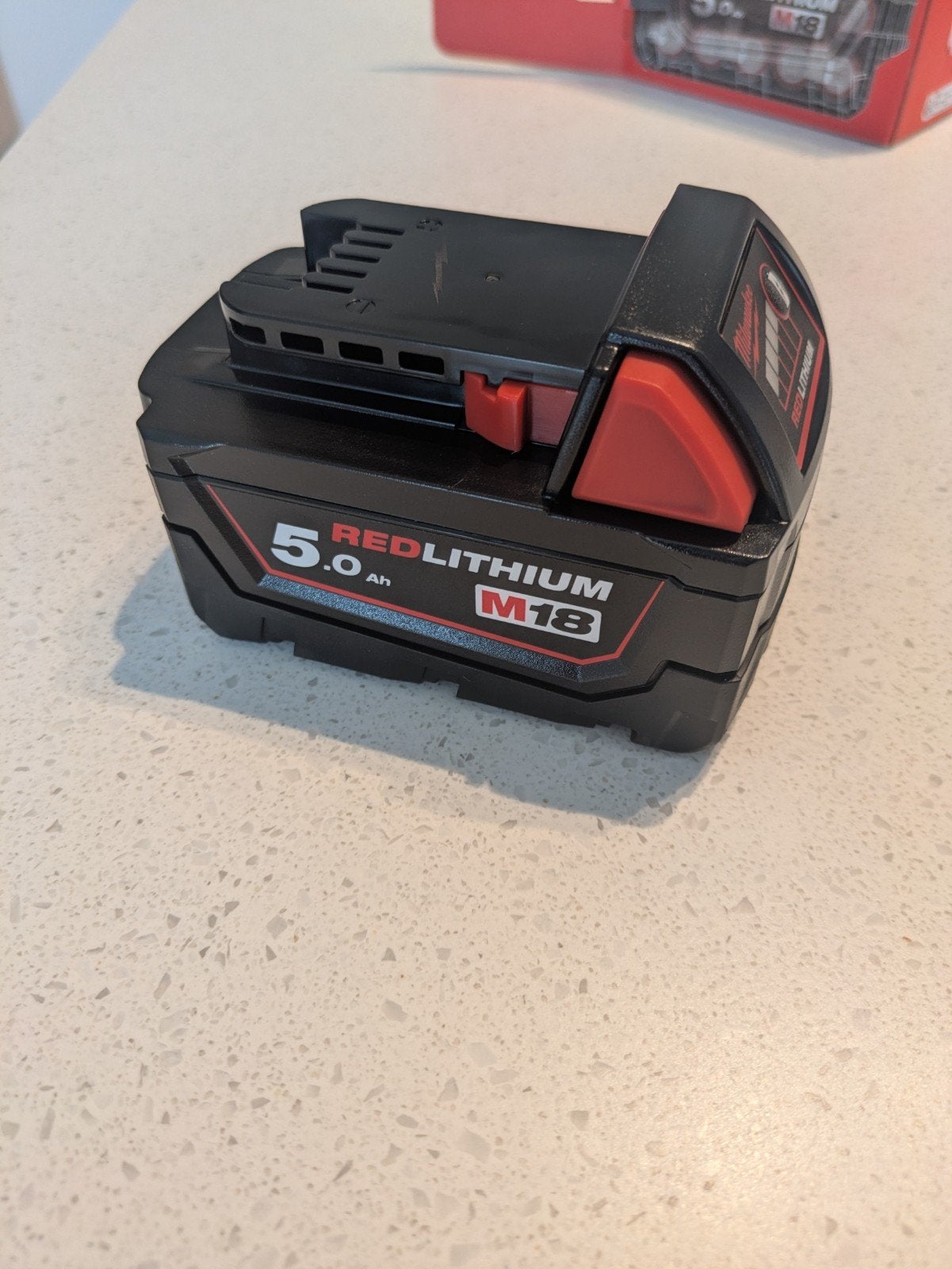 Milwaukee M18 accu, Doe-het-zelf en Bouw, Ophalen of Verzenden, Nieuw