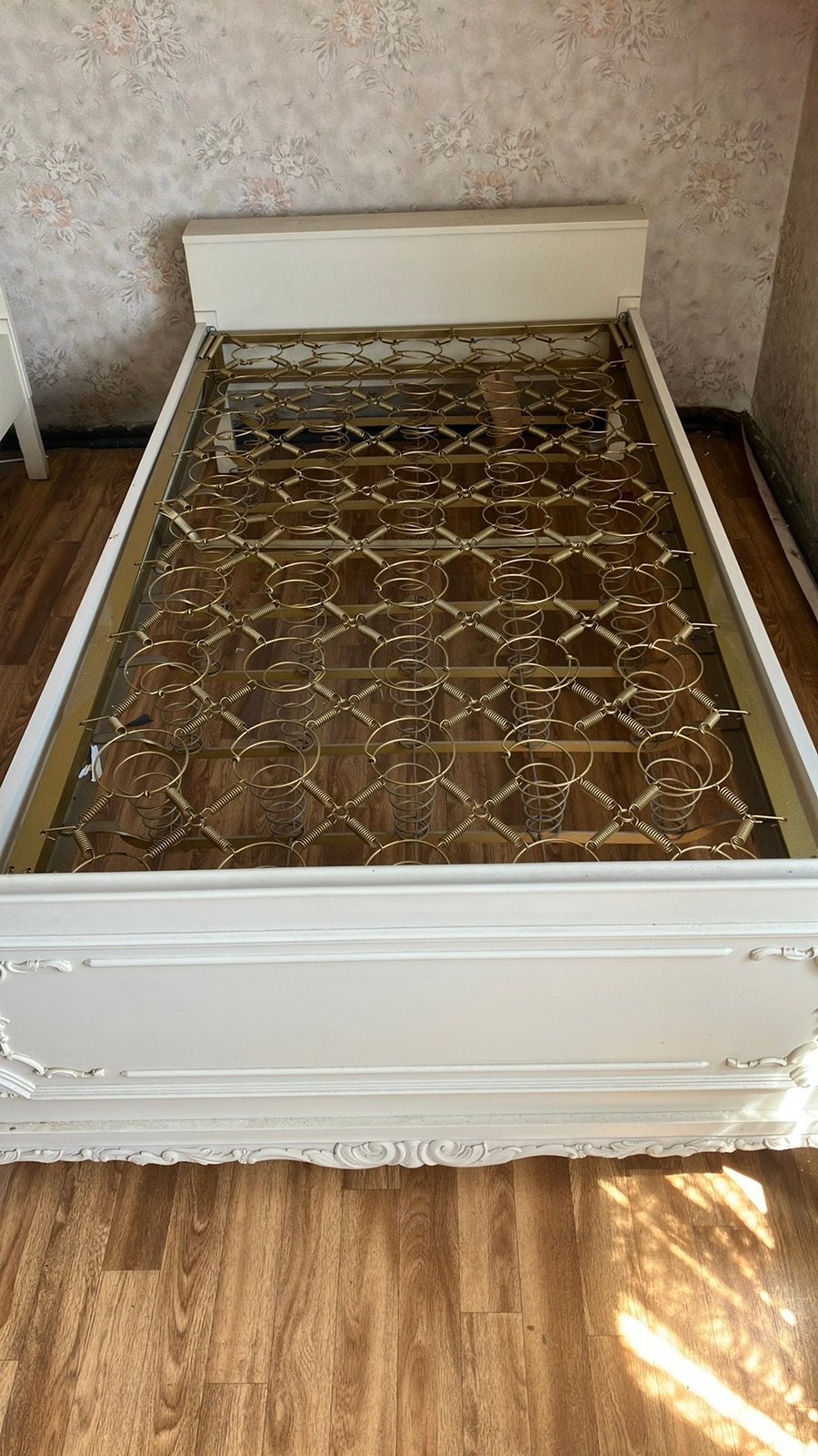 1 bed met ressort, Ophalen, Gebruikt