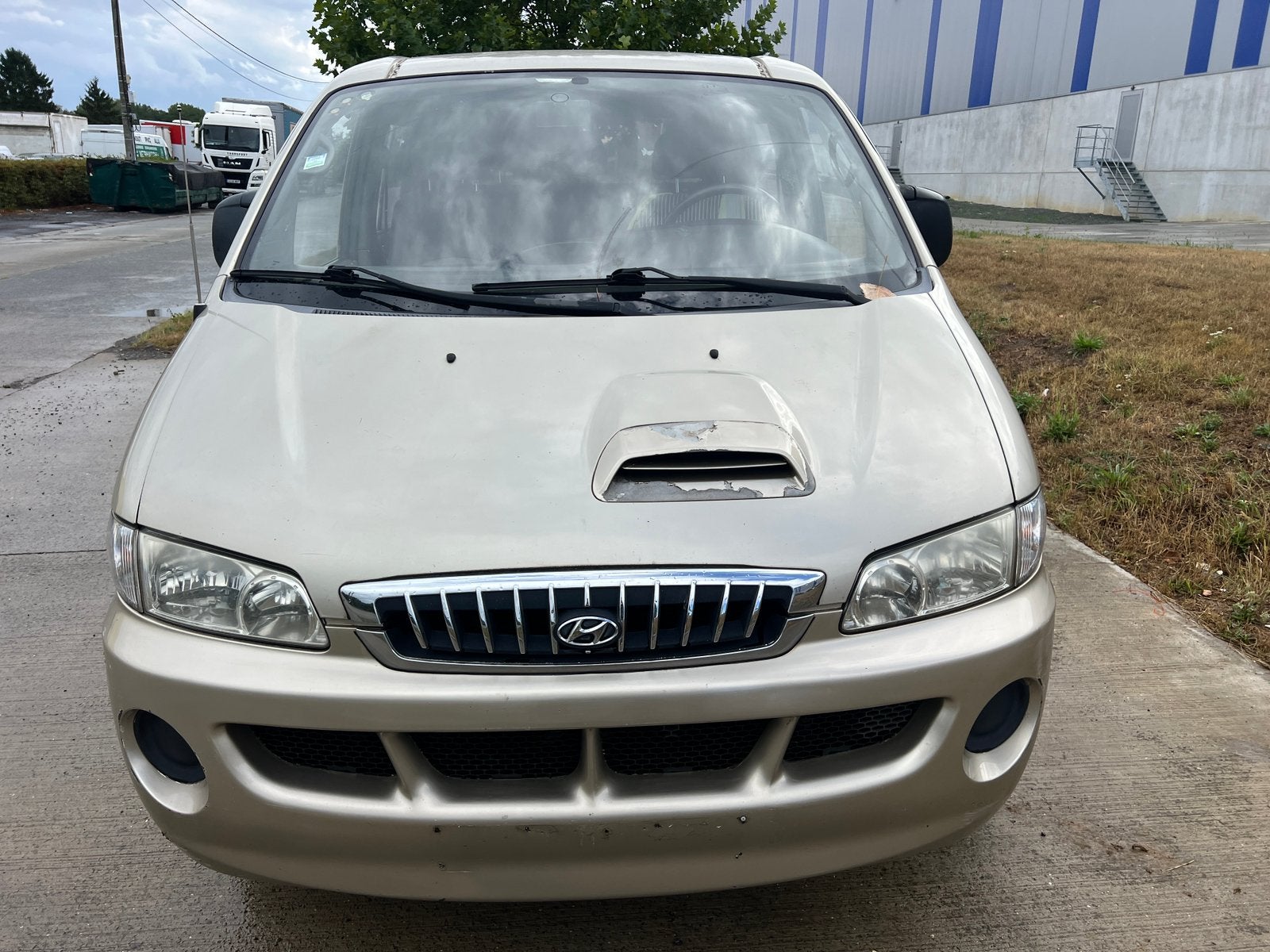 6 Place Hyundai H1   2.5 Diesel, Autos, Achat, Entreprise, Boîte manuelle, 5 portes