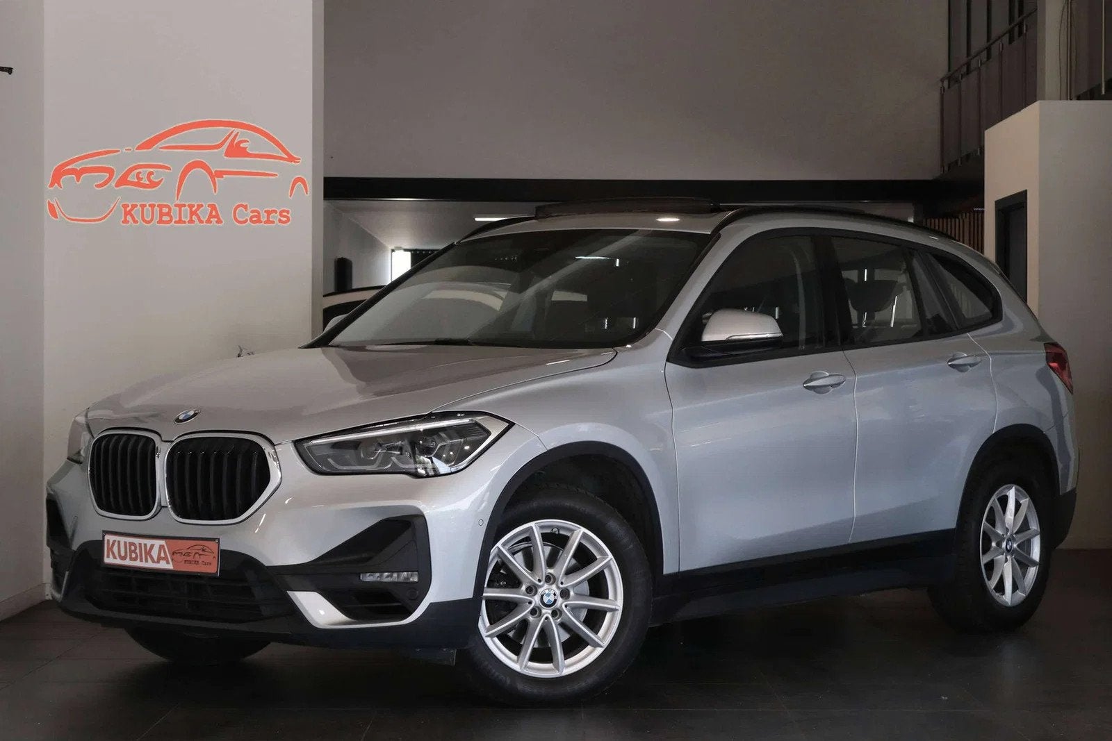 BMW X1 1.5iA sDrive18 OPF Navi Pano ACC Momory Garantie*, Auto's, Stof, Gebruikt, https://public.car-pass.be/vhr/b62edff4-2e32-47d6-b1fe-0d0ad1c84c50