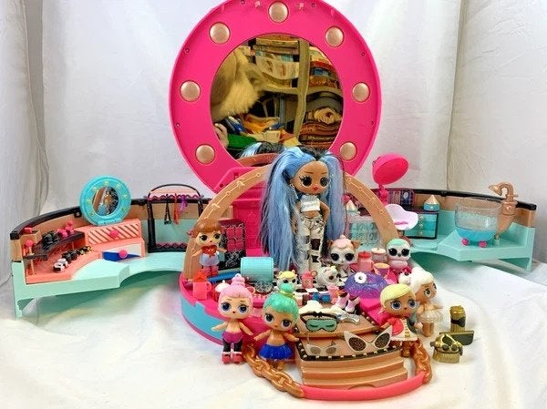 MGA LOL Surprise OMG Beauty Salon Koffer met poppen partij, Verzenden, Zo goed als nieuw, Fashion Doll