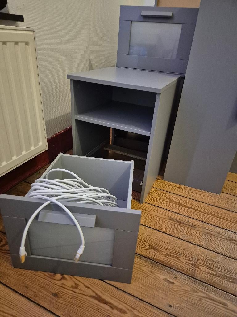 CHAMBRE 2 p 180x200 + Matelas 23 cm + sommier à lattes, Ophalen, Zo goed als nieuw, Twijfelaar