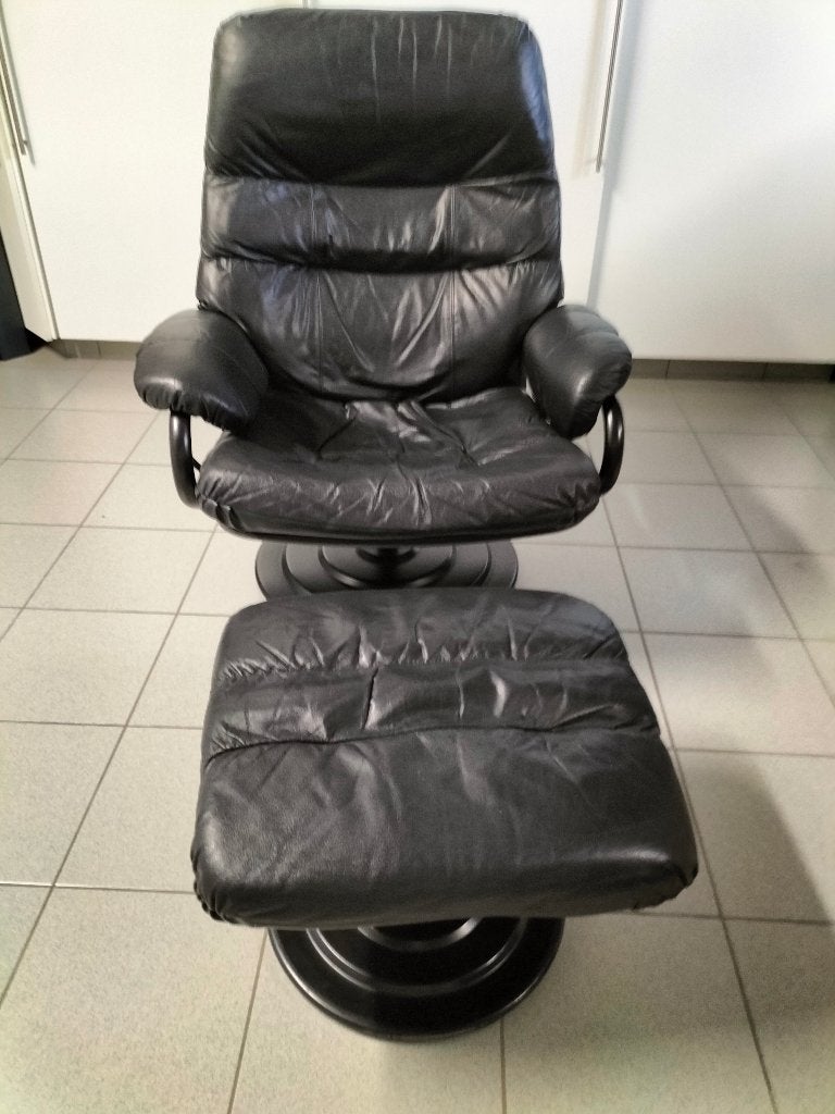 Relaxzetel met poef, Huis en Inrichting, Ophalen, Zo goed als nieuw, 75 tot 100 cm, Leer
