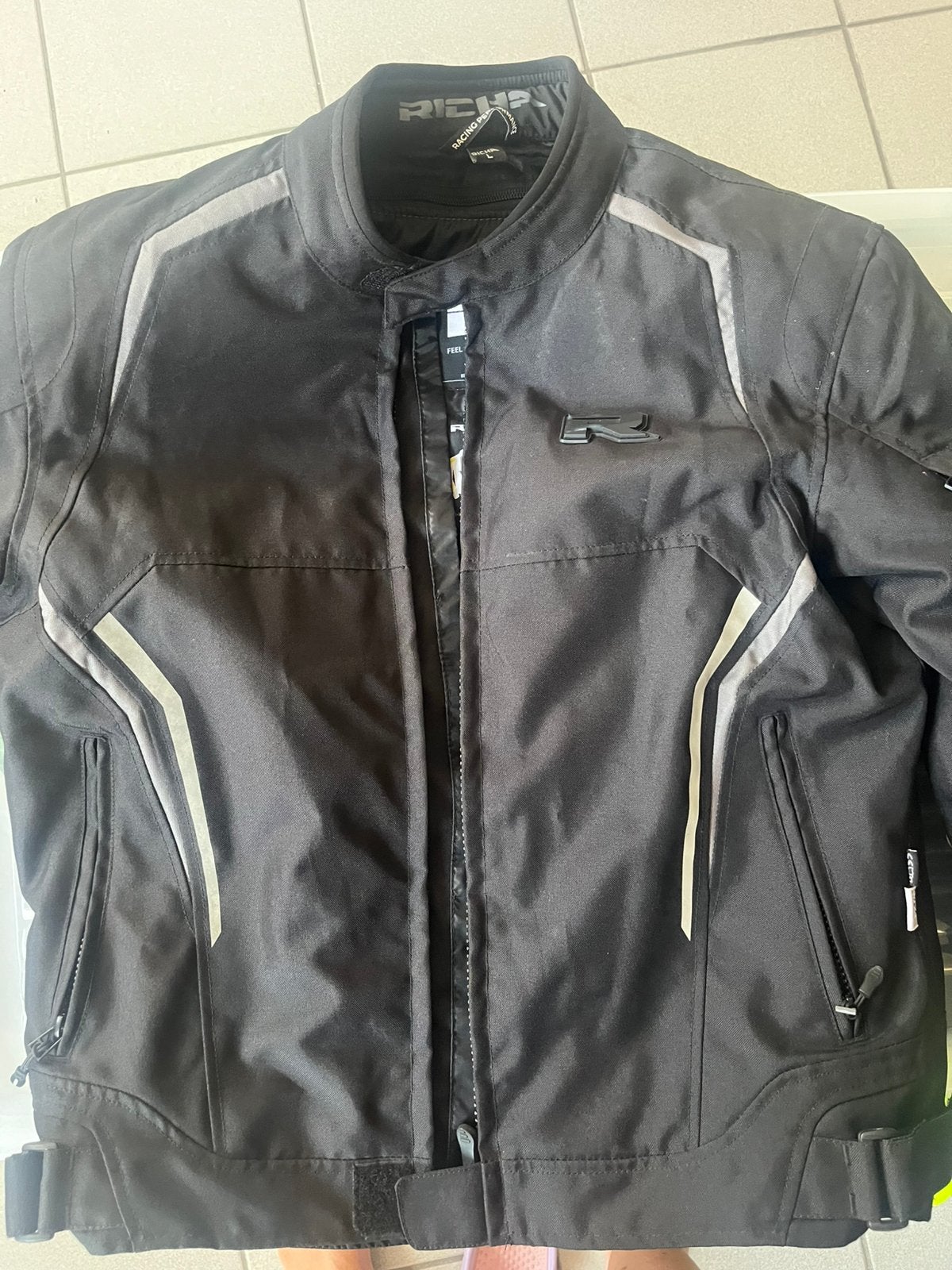 Richa motorjas dames, Motoren, Ophalen, Dames