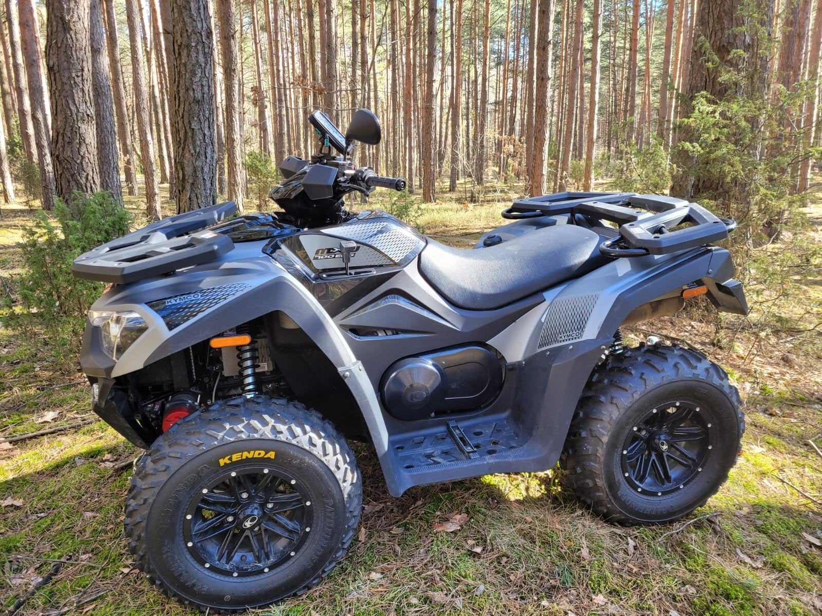 „Hallo allemaal, ik koop alle soorten quads, welk merk, mode, Motoren