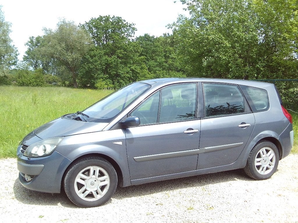 Renault Grabd Scenic 131PK LEDER 7 PLAATSEN  Meeneemprijs !, Auto's, Voorwielaandrijving, Monovolume, Zwart, 4 cilinders