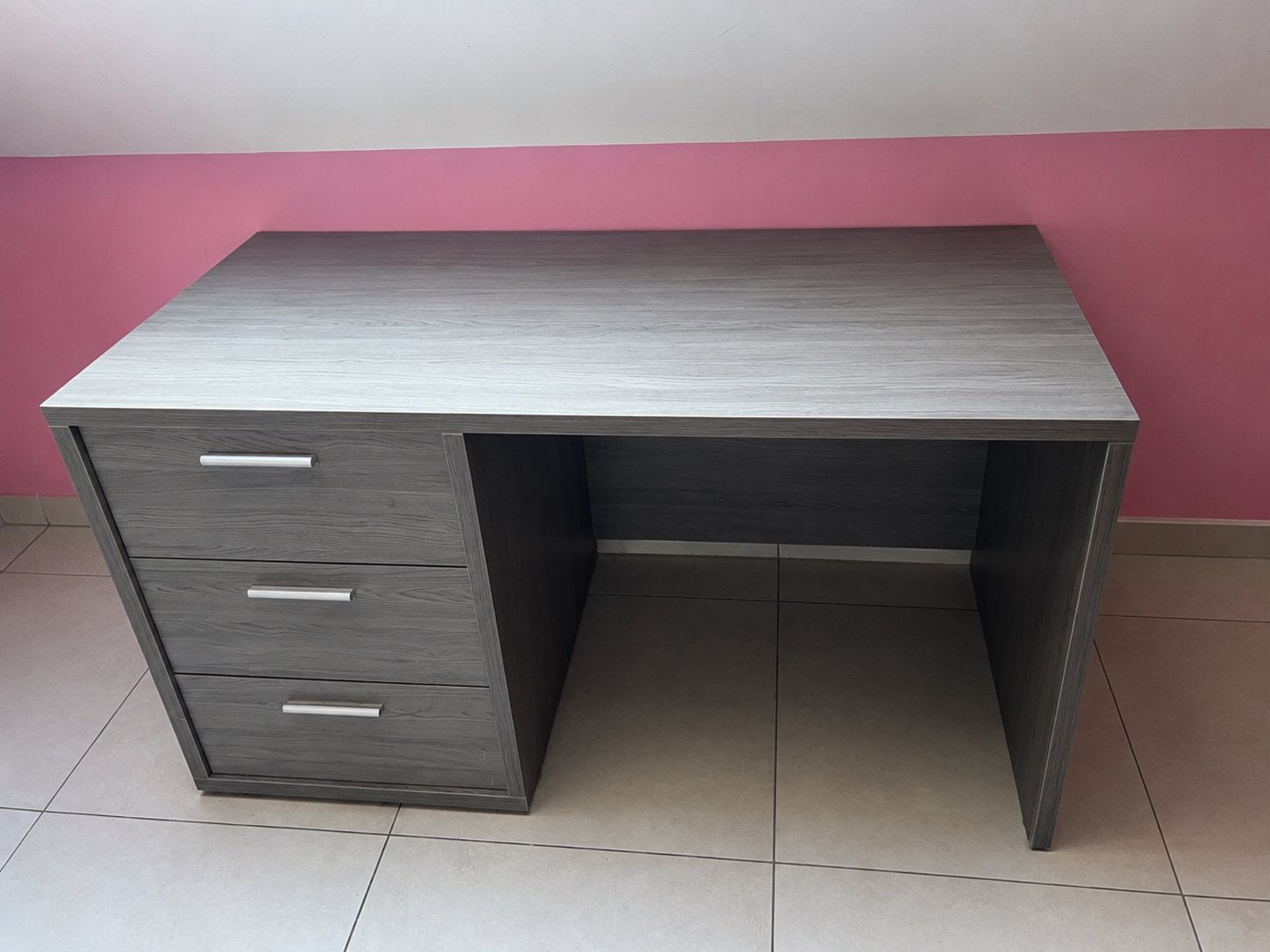 bureau en 2 nachtkastjes, Enlèvement, Comme neuf