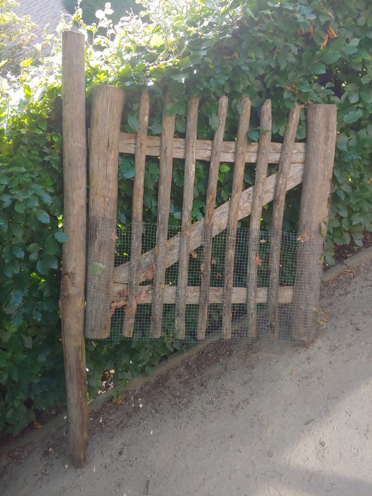 Kastanjehouten poort 1mx1m + kastanjehouten paal, Ophalen