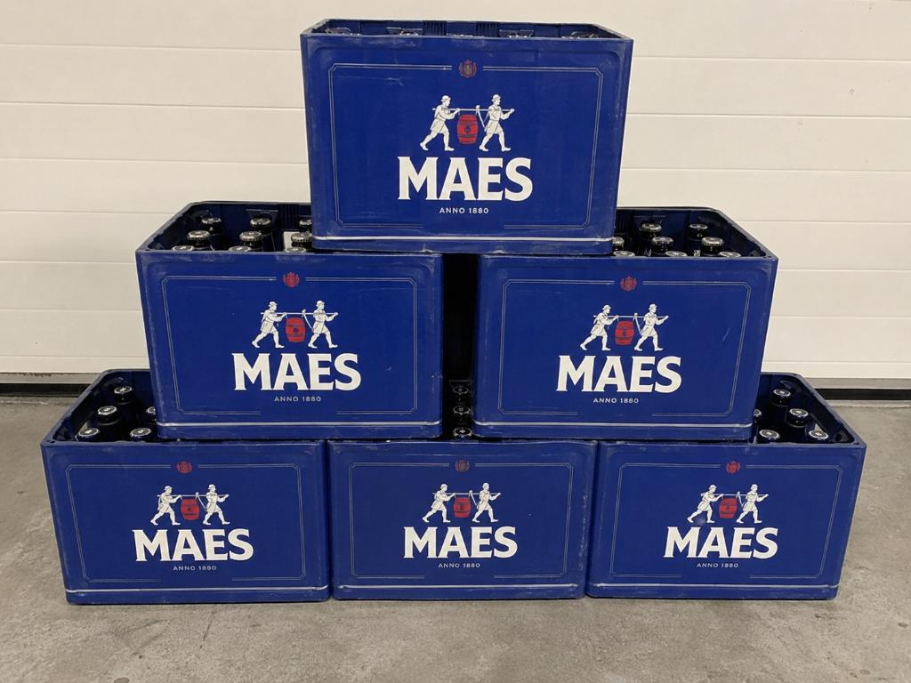7 Bacs de Bière Maes a vendre, Enlèvement, Neuf, Bouteille(s), Autres marques