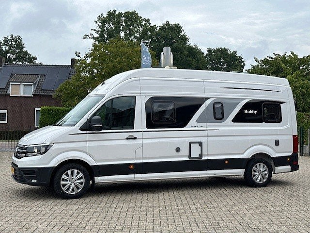 hobby maxia van 680 et  vw crafter,  177pk automaat., Caravans en Kamperen, Mobilhomes, Automaat, Buscamper of Camperbus, Ringverwarming
