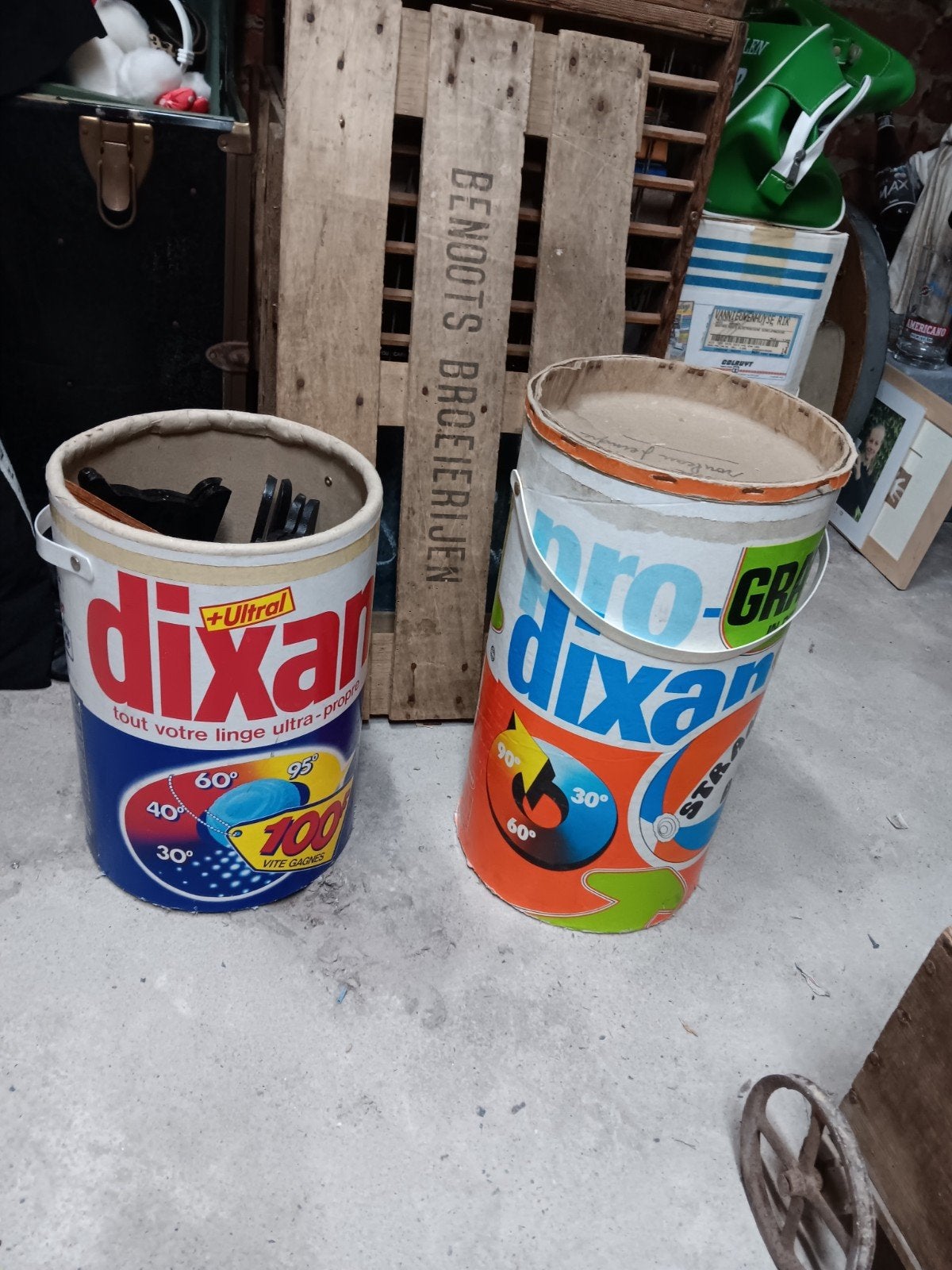 Dixan, Jardin & Terrasse, Paniers de feu, Enlèvement
