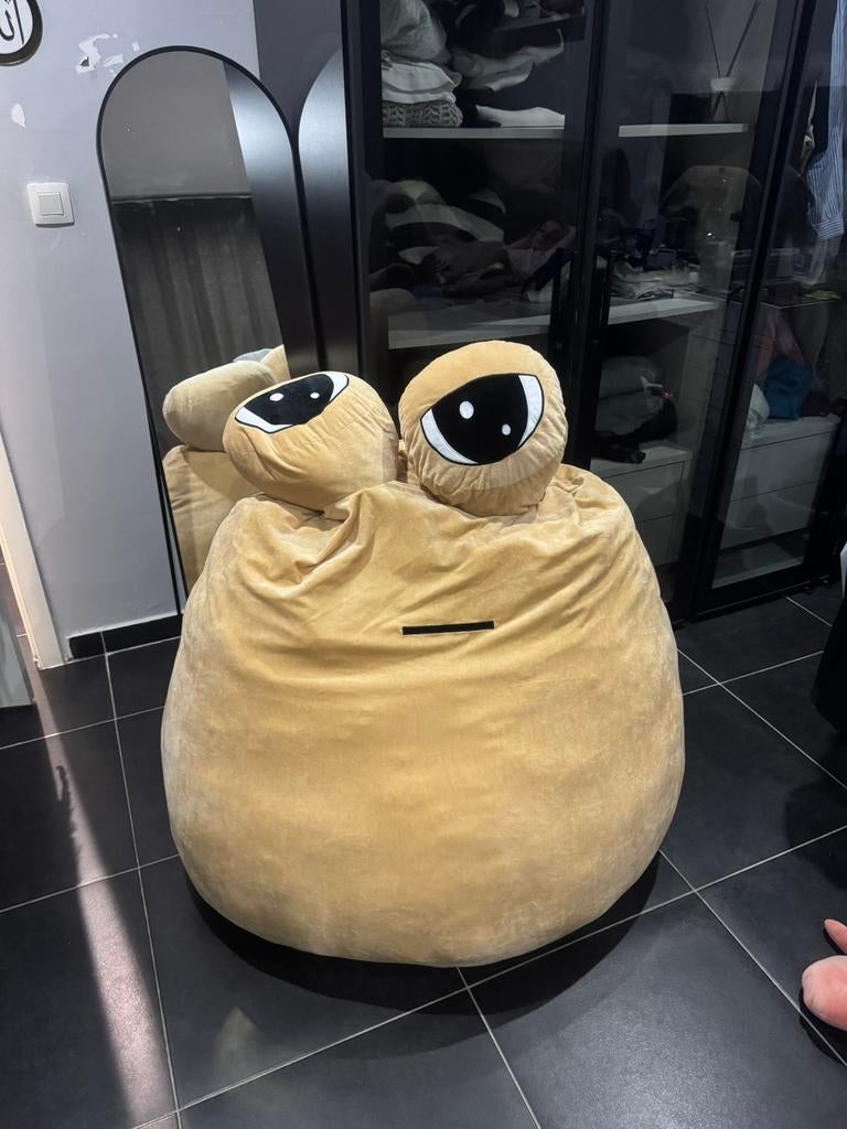 Peluche/pouf XXL POU, Enlèvement, Comme neuf