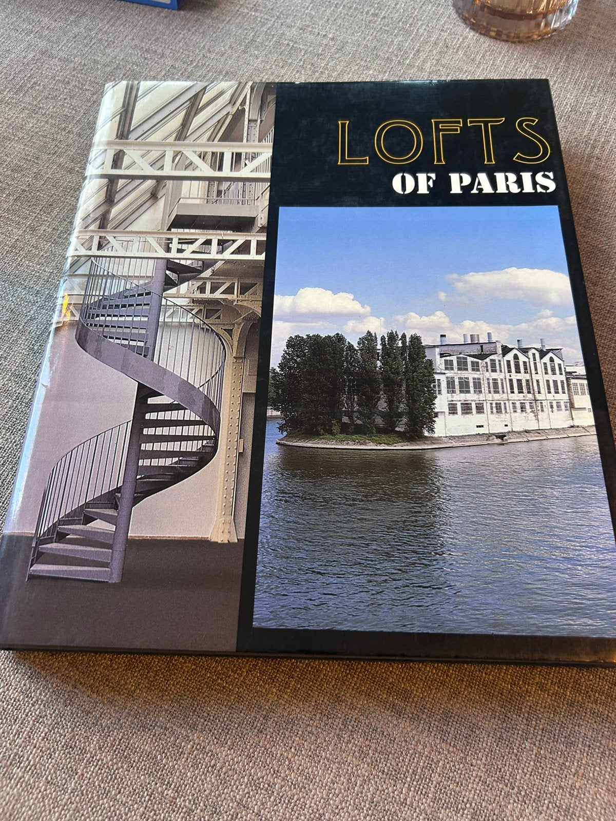 Lofts of Paris, Enlèvement ou Envoi, Comme neuf