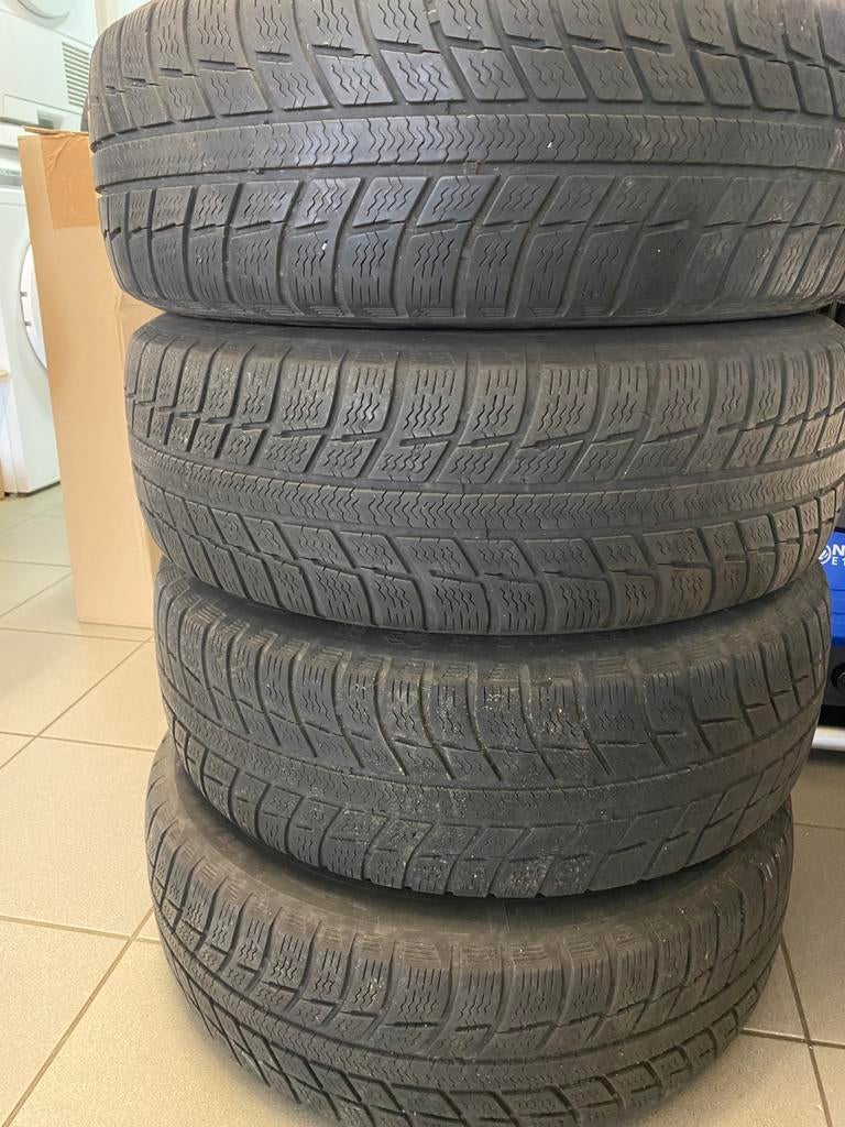 4 Pneus Michelin alpin, Auto-onderdelen, Banden en Velgen, Ophalen of Verzenden, Band(en)