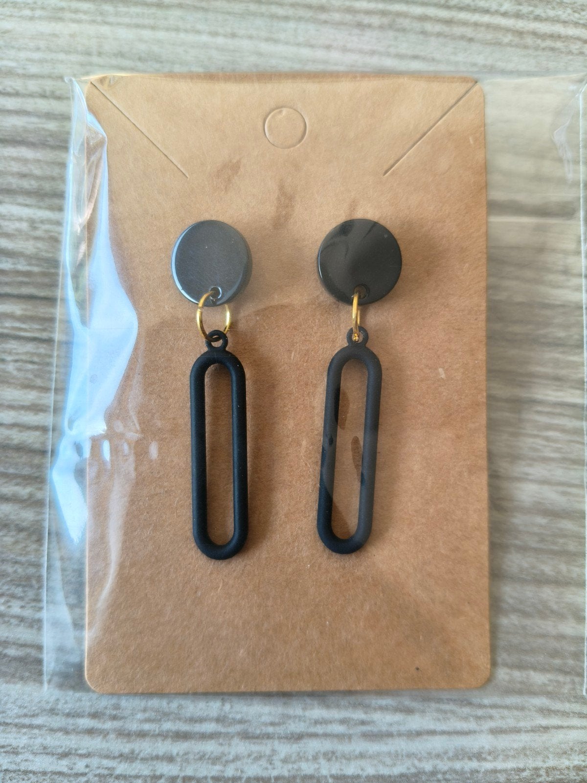 oorbellen nieuw in verpakking, Handtassen en Accessoires, Oorbellen, Ophalen of Verzenden, Nieuw, Zwart, Hangers
