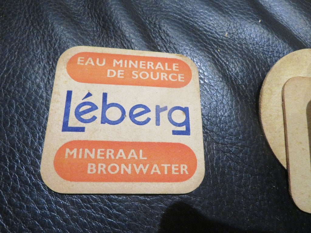 bierviltje mineraal bronwater Léberg, Verzamelen, Ophalen of Verzenden, Zo goed als nieuw, Viltje(s), Overige merken