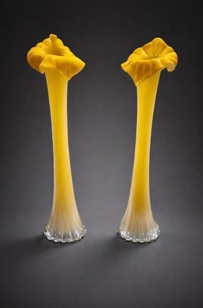 Paire de vases jaunes, modèle vintage en verre d'art., Enlèvement