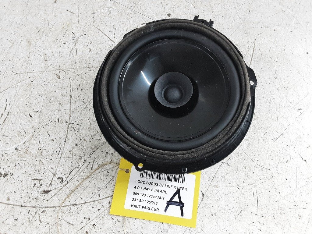 LUIDSPREKER Ford Focus 4 (01-2018/12-2025) (JX7T18808CB), Gebruikt, Henry-Ford-Straße  1
50735  Köln, DE, Ford-Werke GmbH, Kunden@ford.com