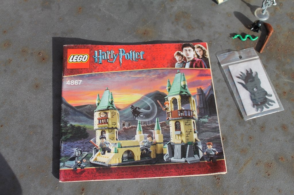 Lego 4867 Harry Potter: Deathly Hallows, Kasteel Hogwarts, Kinderen en Baby's, Lego, Harry Potter, Ophalen of Verzenden, Zo goed als nieuw