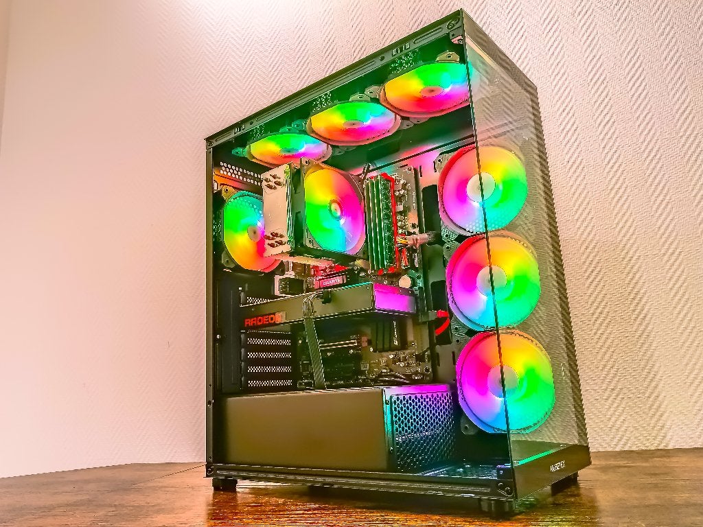Ultieme RGB Gaming pc!! Nieuw incl Garantie!!, Computers en Software, Desktop Pc's, Nieuw, 4 Ghz of meer, HDD, SSD, 16 GB, Met videokaart