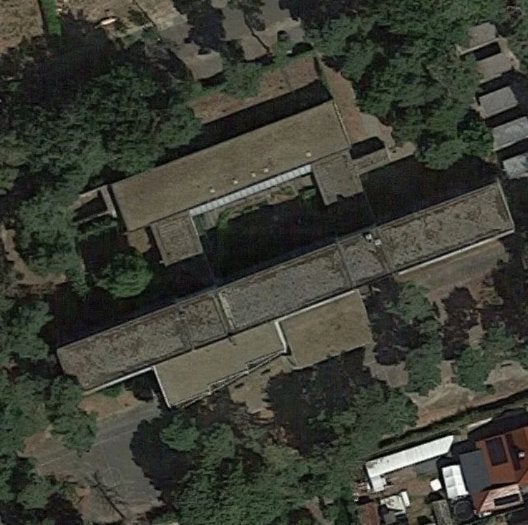 Urbex locatie verlaten school LIMBURG BE, Ophalen, Gebruikt