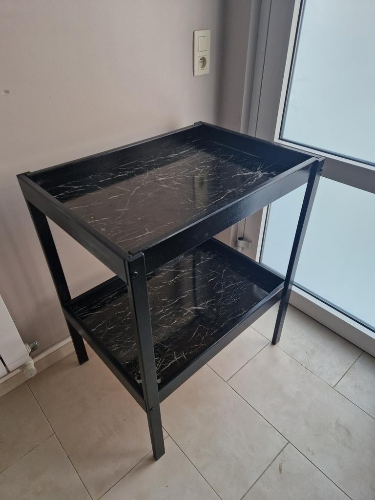 Desserte / Table d'appoint style marbre noir et bois, Huis en Inrichting, Tafels | Sidetables, Ophalen