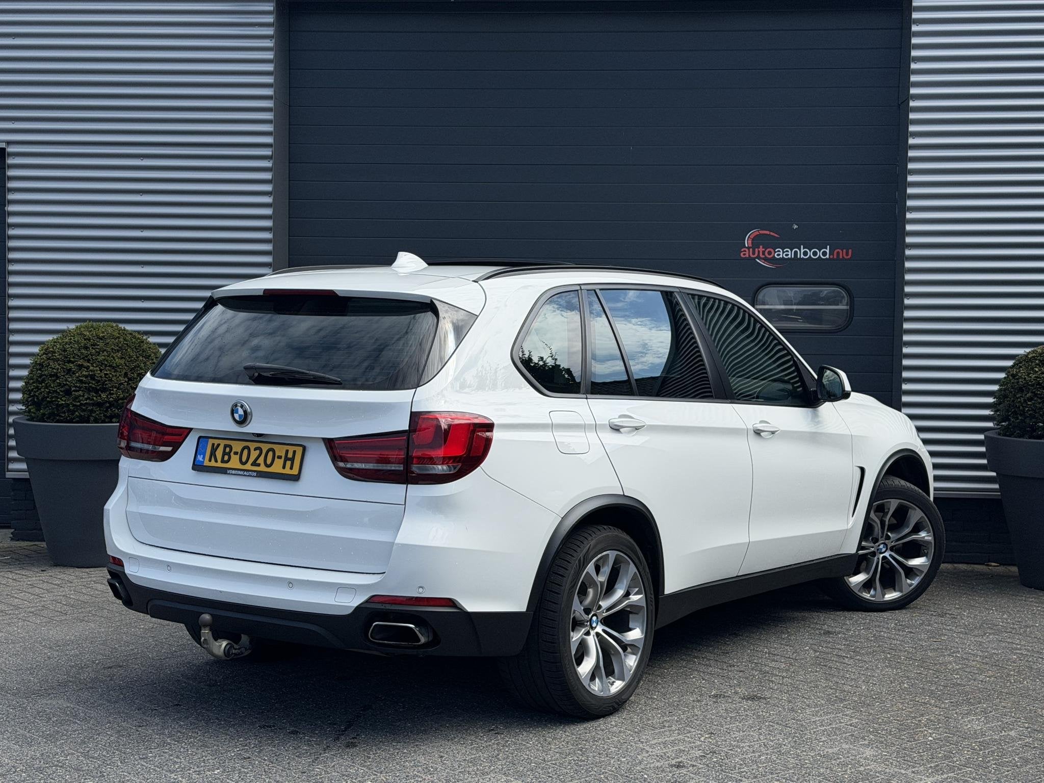 BMW X5 xDrive40e | Panoramadak | Head-Up Display | Camera |, Auto's, 77 g/km, Gebruikt, 4 cilinders, 313 pk
